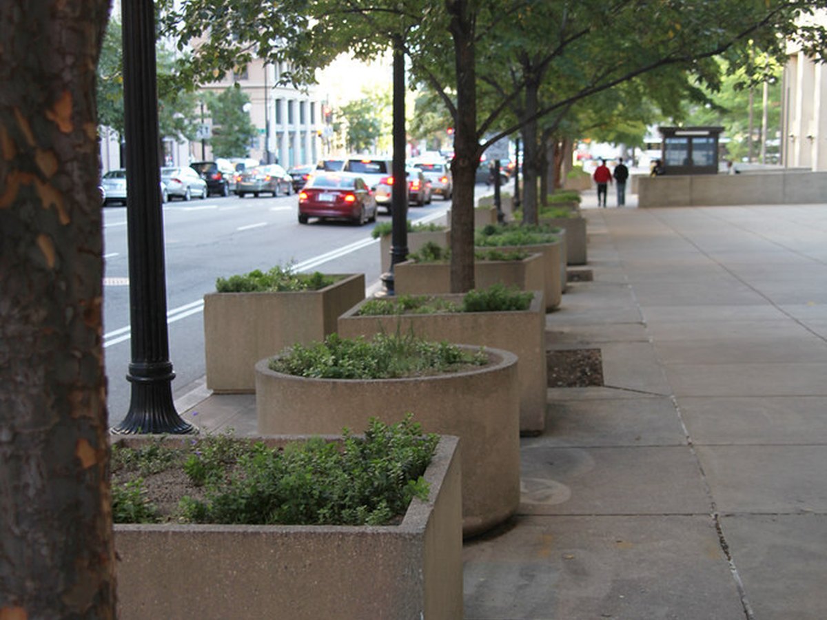Automatic Rising Bollards & Anti Ramp Post